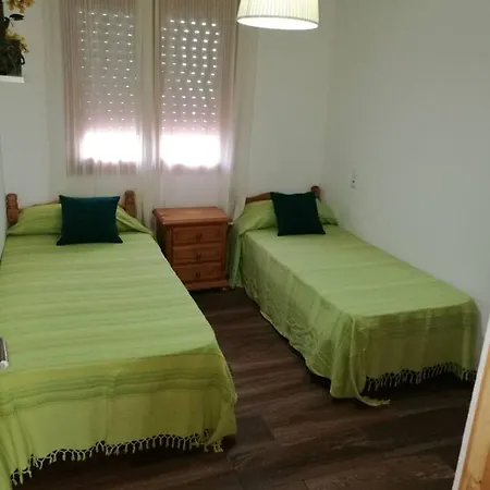 Tatil Evi Charming House With Shared Pool In Riumar